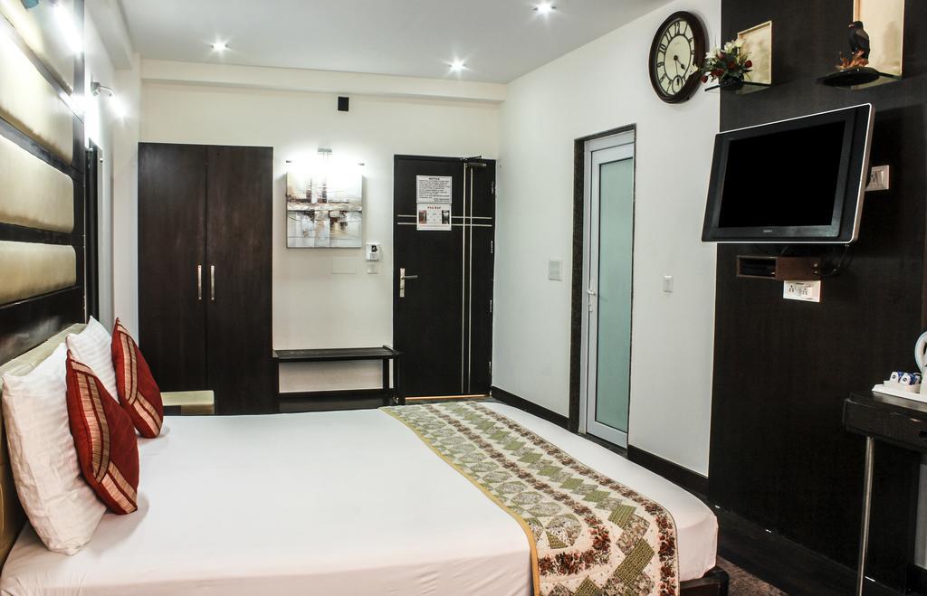 Hotel Arpit Palace Delhi Zewnętrze zdjęcie
