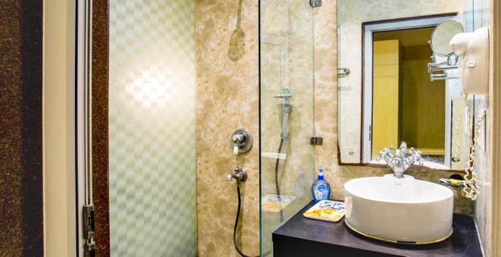 Hotel Arpit Palace Delhi Zewnętrze zdjęcie
